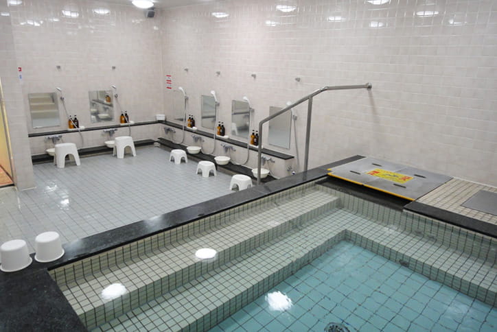 カルシウム人工温泉